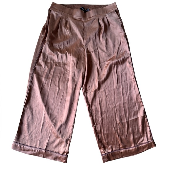 Torrid Wide Leg Satin High Rise Pant Size 2X - Picture 4 of 11